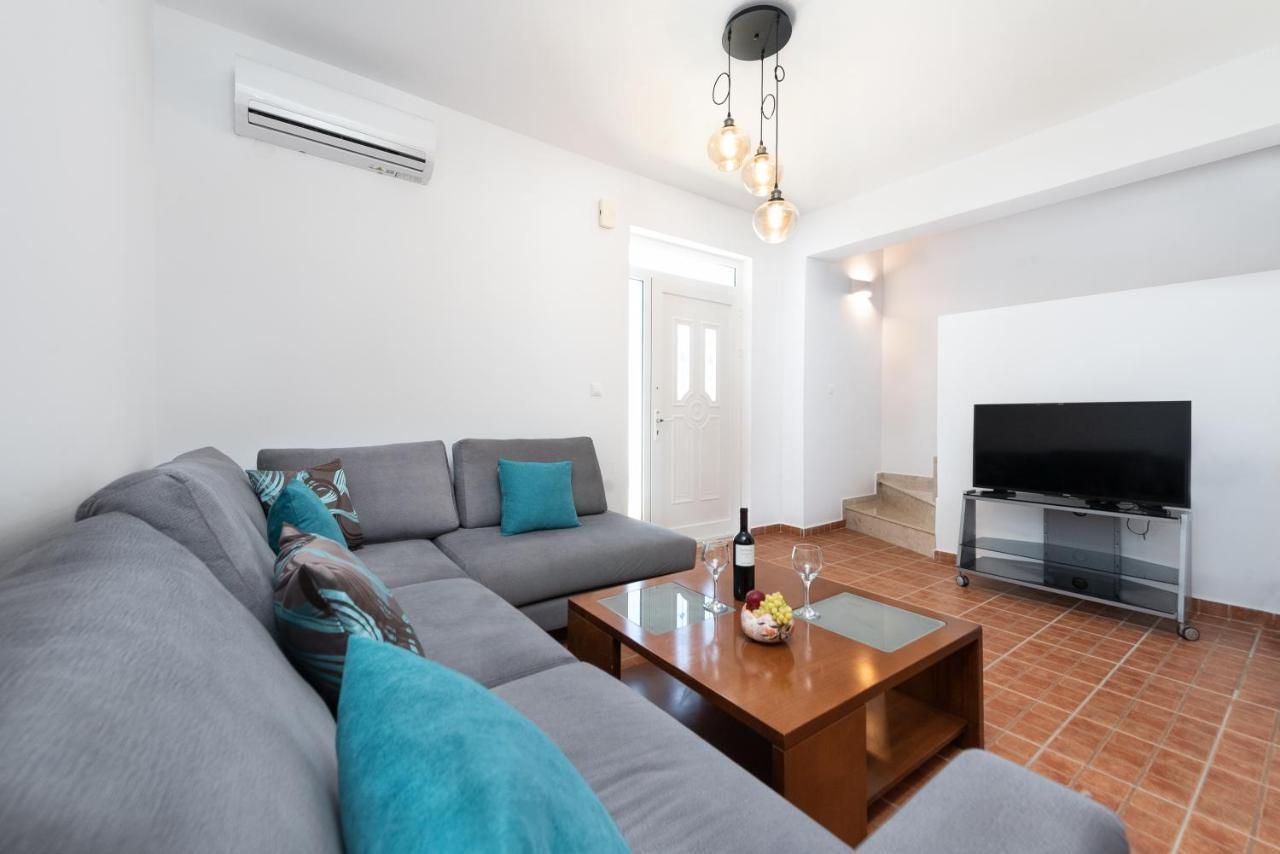 הוילה גנאדי Casa Greco מראה חיצוני תמונה