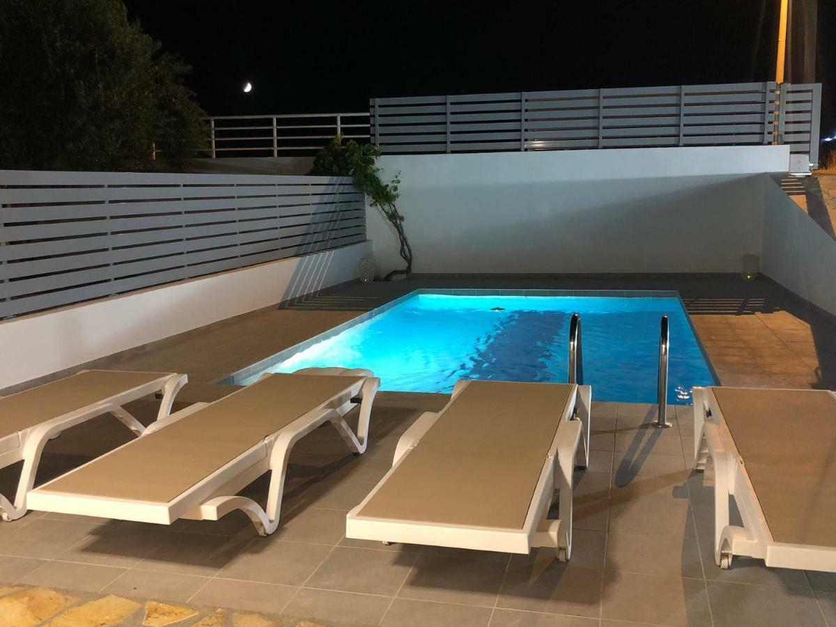 הוילה גנאדי Casa Greco מראה חיצוני תמונה